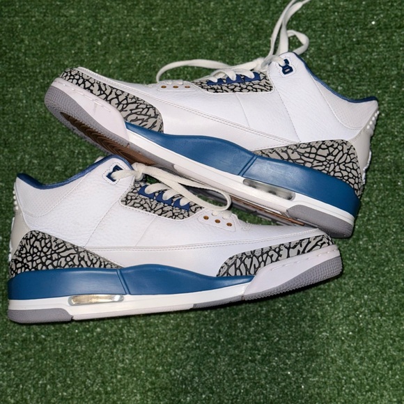 Air Jordan 3 “ Wizards” size 13 ** Worn 1x** - Picture 3 of 7